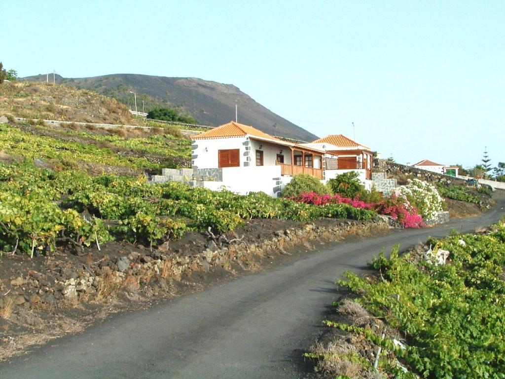 Casa Las Las Vinas Фуэнкальенте-де-ла-Пальма Экстерьер фото